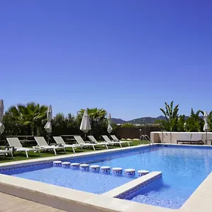 https://los-escondidos-ibiza.balearic-islands.net